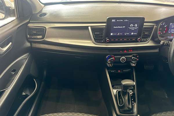 2022 Kia Rio S YB