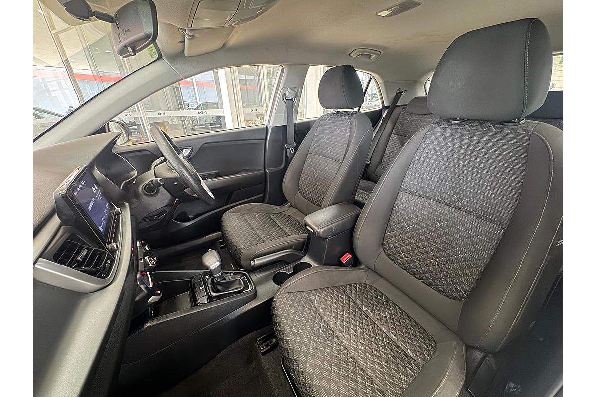 2022 Kia Rio S YB