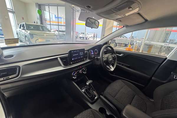 2022 Kia Rio S YB
