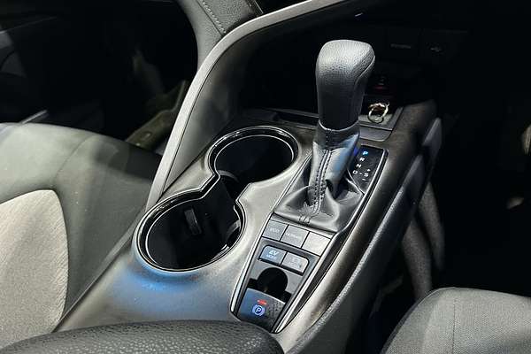 2024 Toyota Camry Ascent AXVH70R