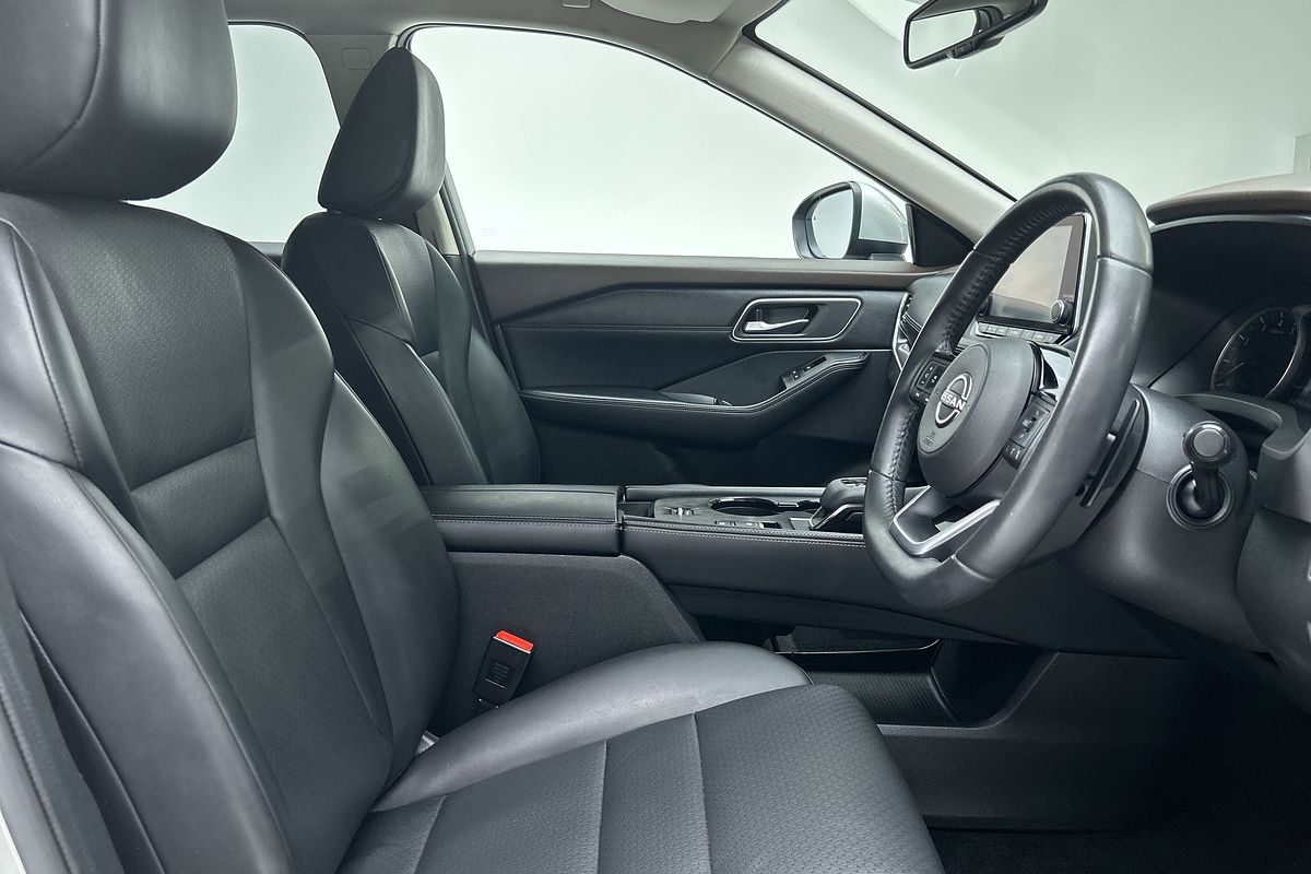 2023 Nissan X-TRAIL ST-L T33