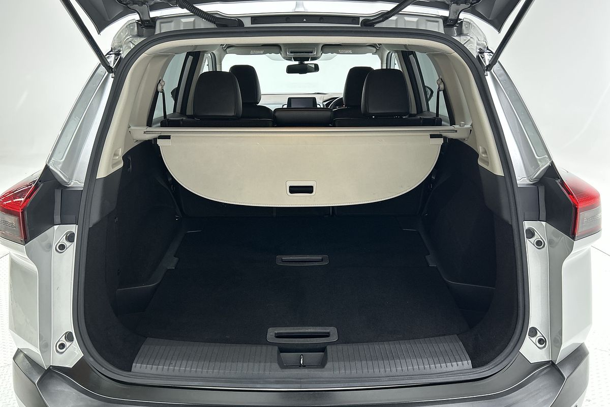 2023 Nissan X-TRAIL ST-L T33