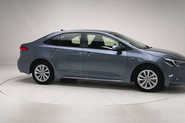 2022 Toyota Corolla Ascent Sport Hybrid ZWE219R