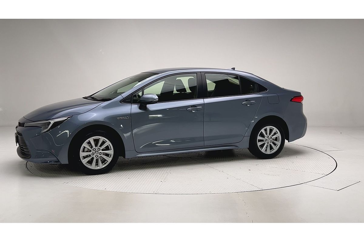 2022 Toyota Corolla Ascent Sport Hybrid ZWE219R