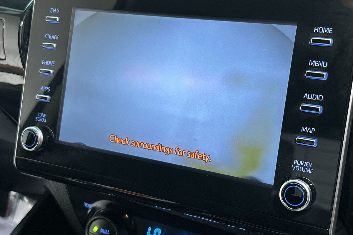 2024 Toyota Hilux SR5 48V GUN126R 4X4