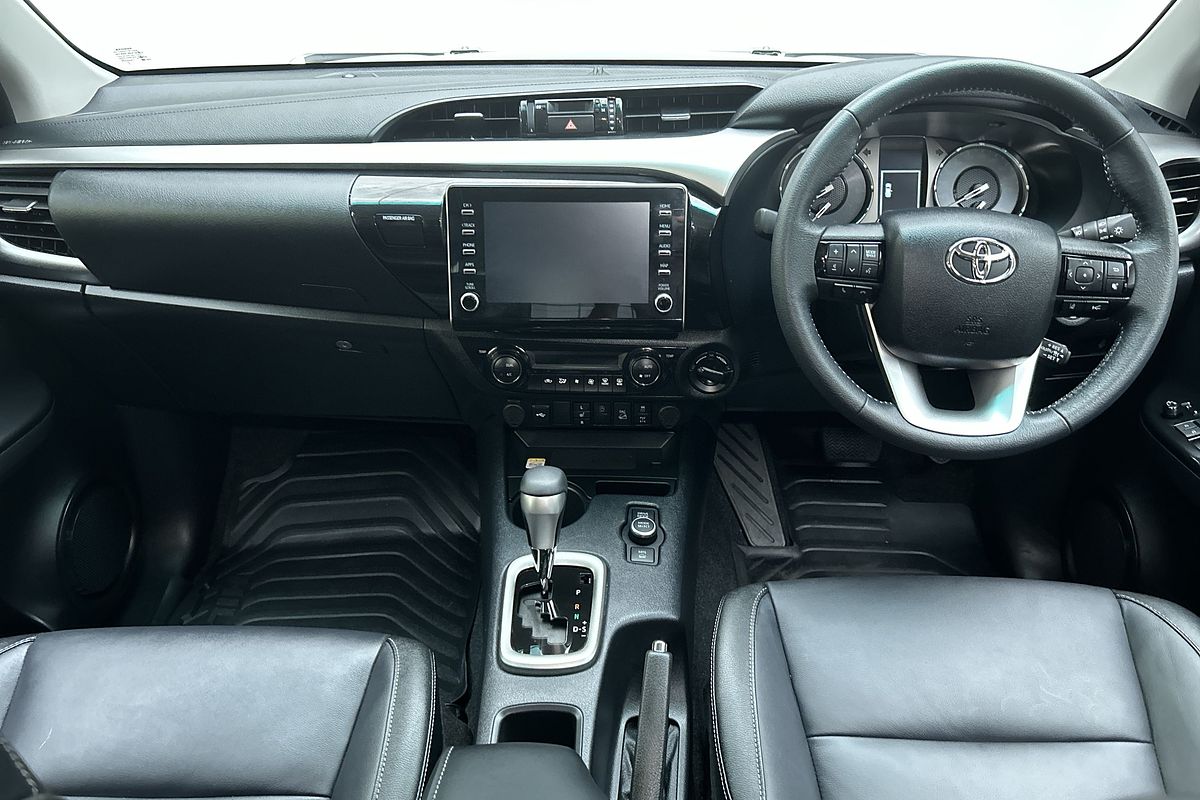 2024 Toyota Hilux SR5 48V GUN126R 4X4