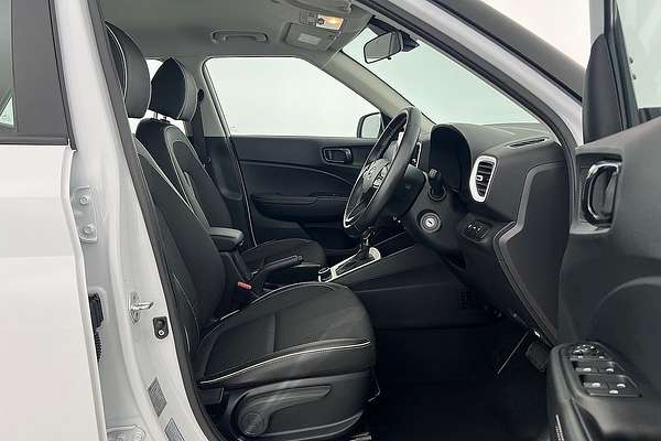 2022 Hyundai Venue Active QX.V4 thumb-8