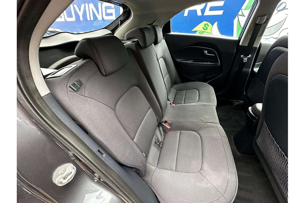 2013 Kia Rio SLi UB