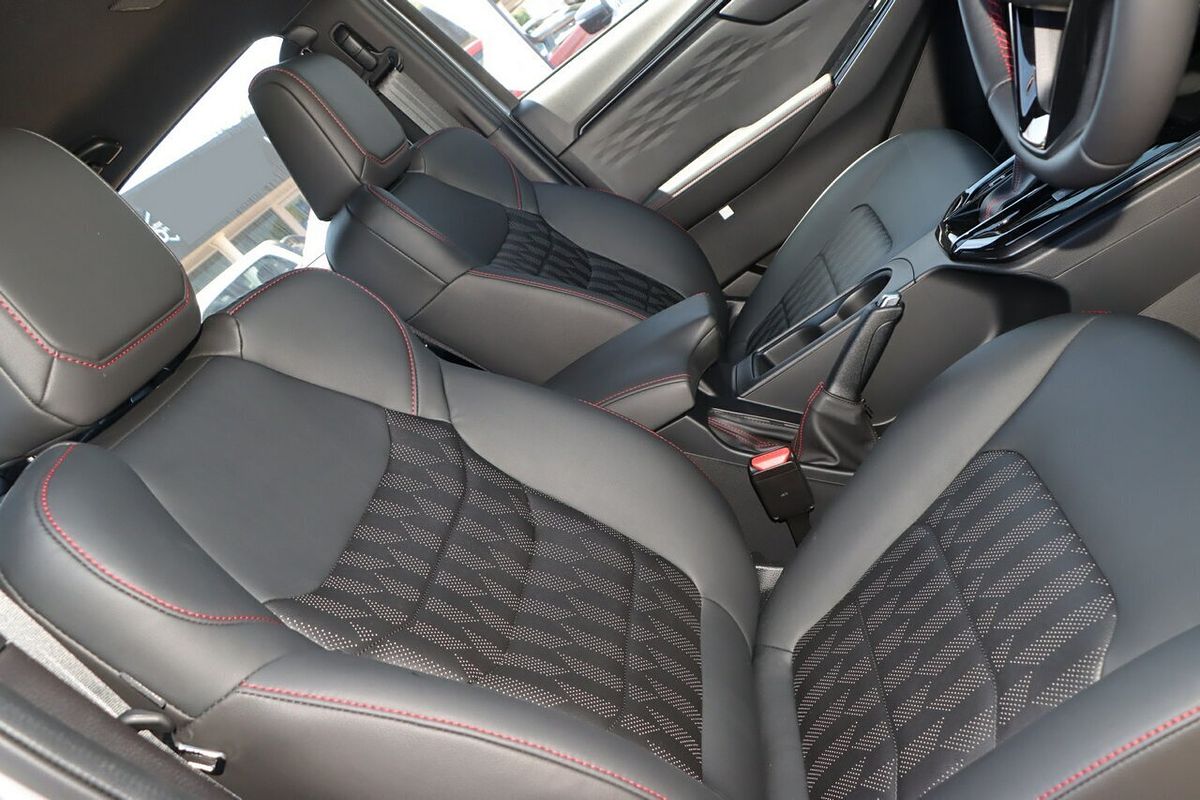 2025 Isuzu D-MAX X-TERRAIN 4X4