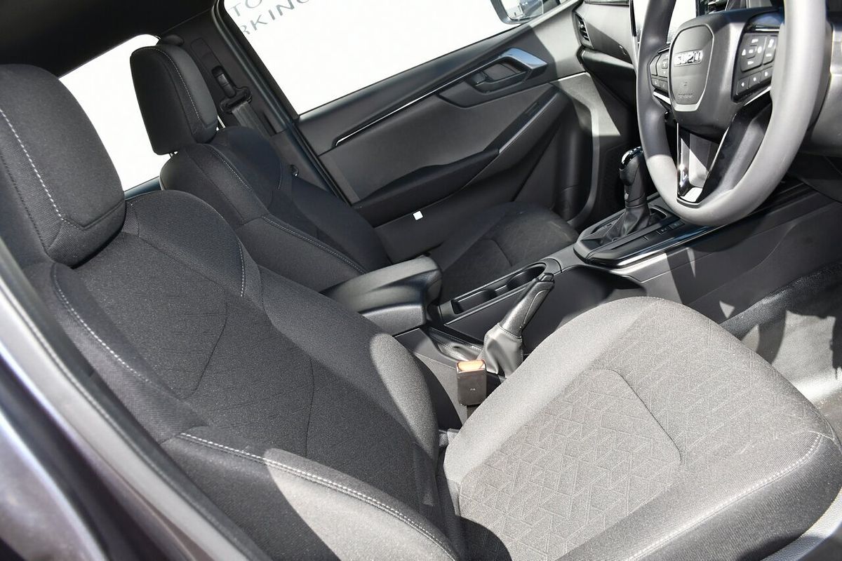 2025 Isuzu D-MAX X-RIDER 4X4