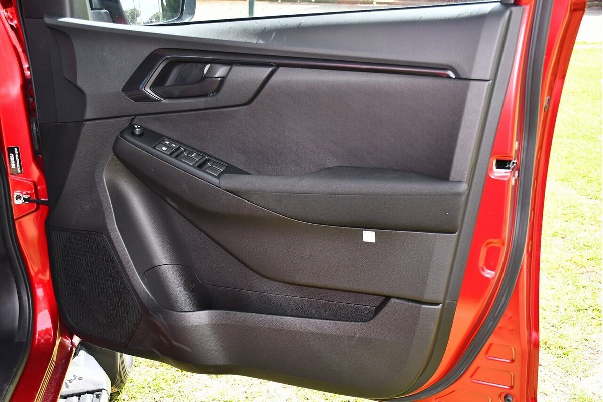 2025 Isuzu D-MAX X-RIDER 4X4