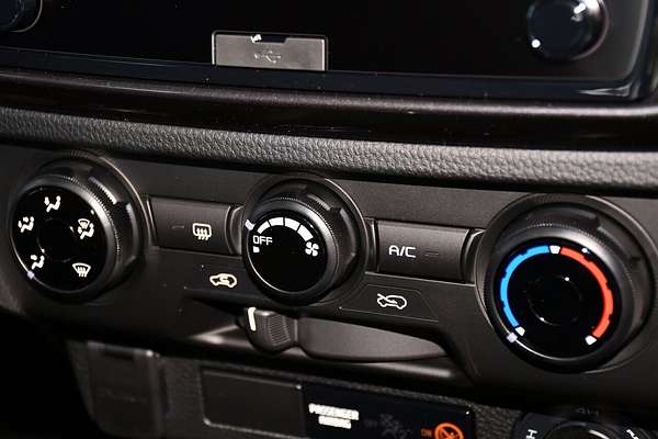 2025 Isuzu D-MAX X-RIDER 4X4