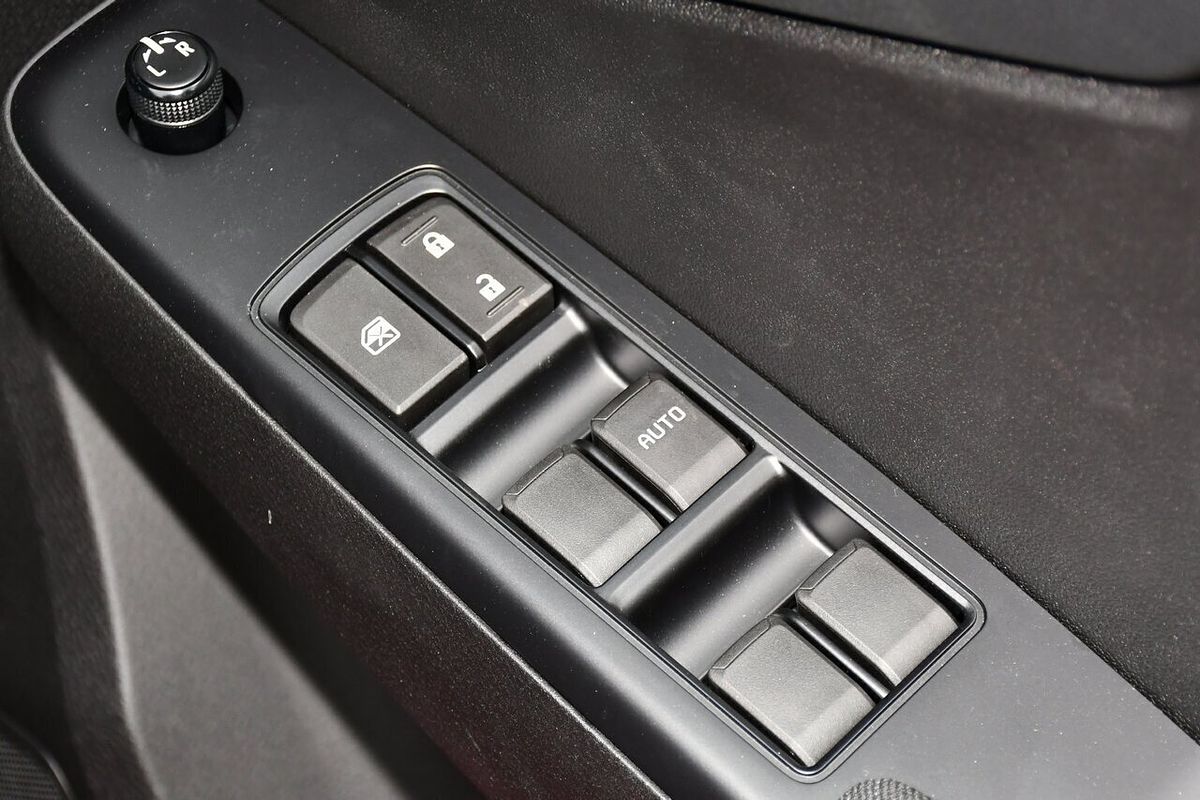 2025 Isuzu D-MAX X-RIDER 4X4