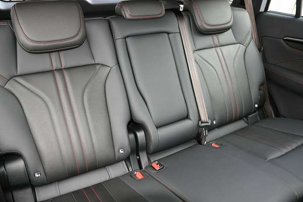 2025 Isuzu MU-X X-TERRAIN