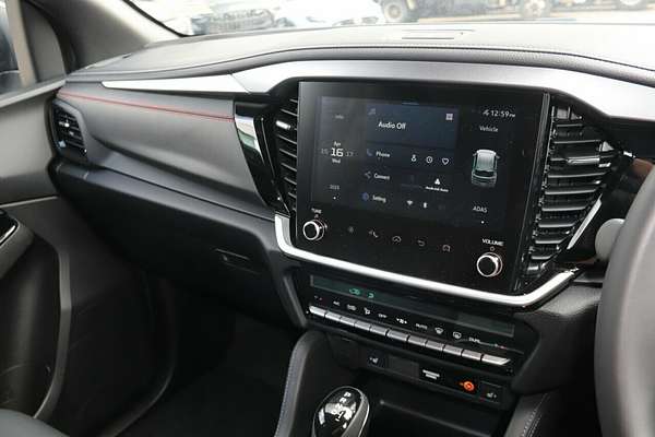 2025 Isuzu MU-X X-TERRAIN