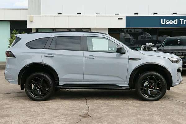 2025 Isuzu MU-X X-TERRAIN