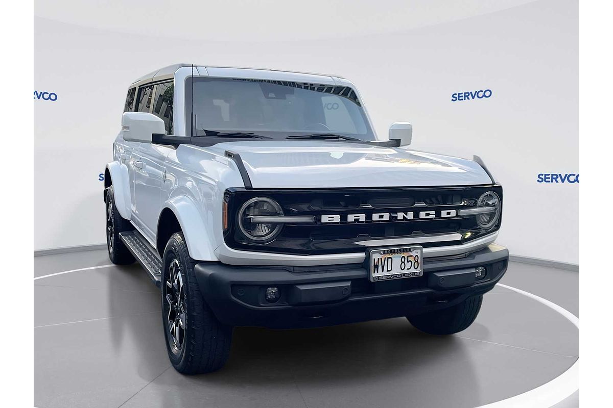 2022 Ford Transit Custom Outer Banks