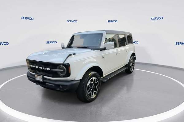 2022 Ford Transit Custom Outer Banks