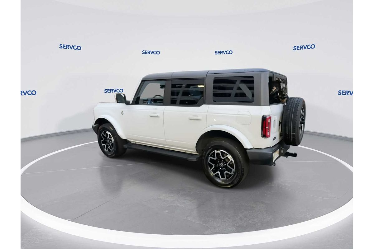 2022 Ford Transit Custom Outer Banks