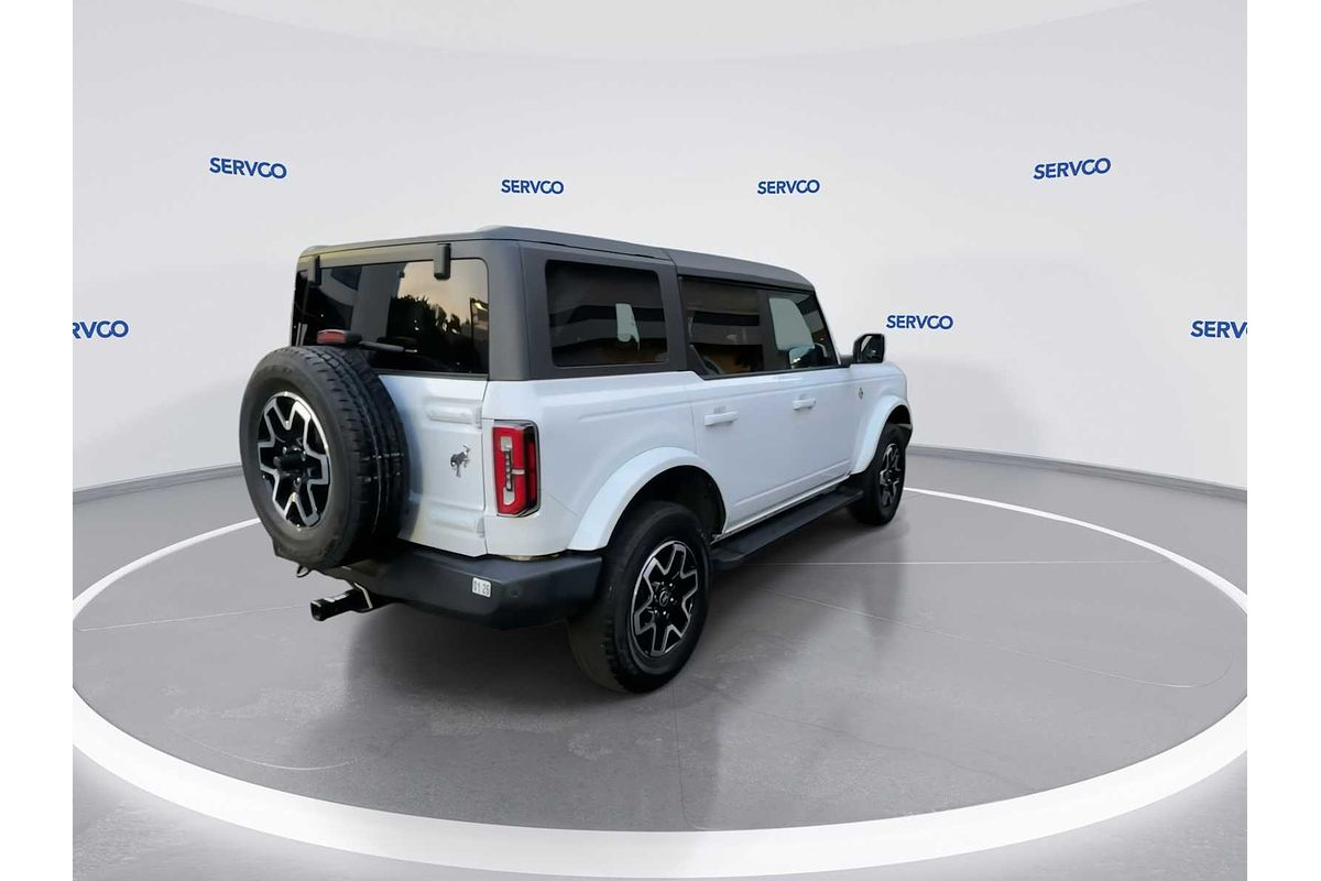 2022 Ford Transit Custom Outer Banks