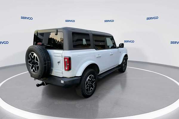 2022 Ford Transit Custom Outer Banks