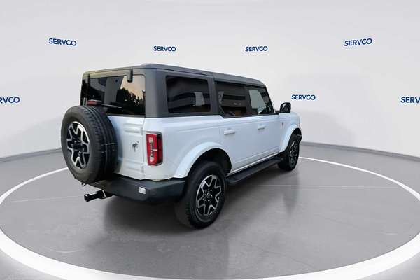 2022 Ford Transit Custom Outer Banks