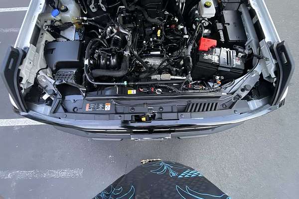 2022 Ford Transit Custom Outer Banks