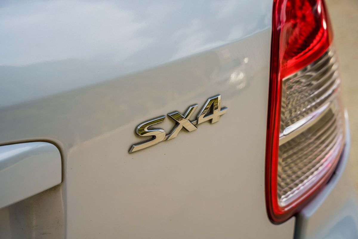 2013 Suzuki SX4 Crossover Navigator GYA