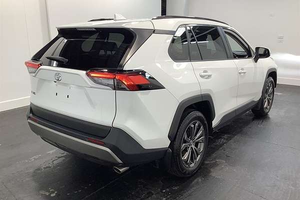 2022 Toyota RAV4 GXL MXAA52R