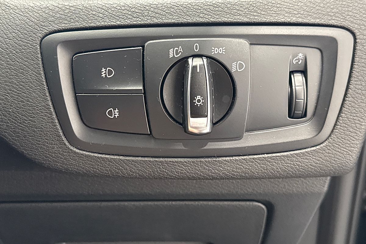 2015 BMW X1 sDRIVE 18d F48