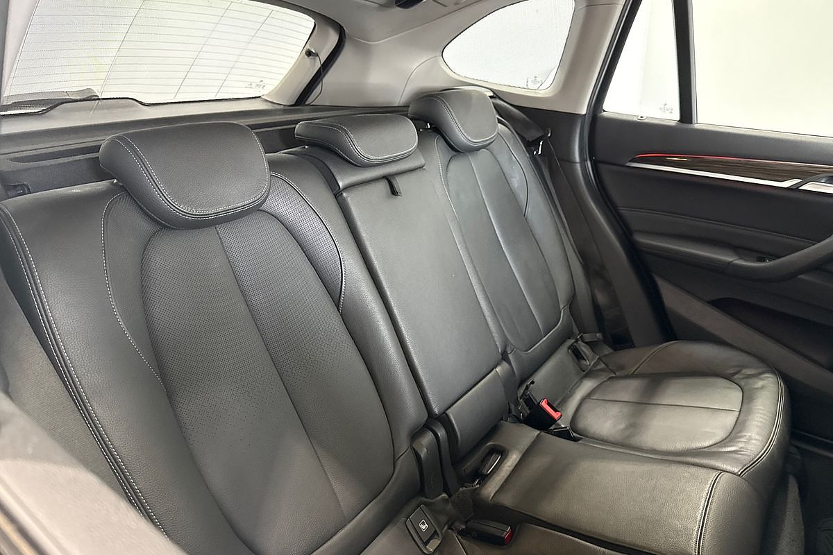 2015 BMW X1 sDRIVE 18d F48