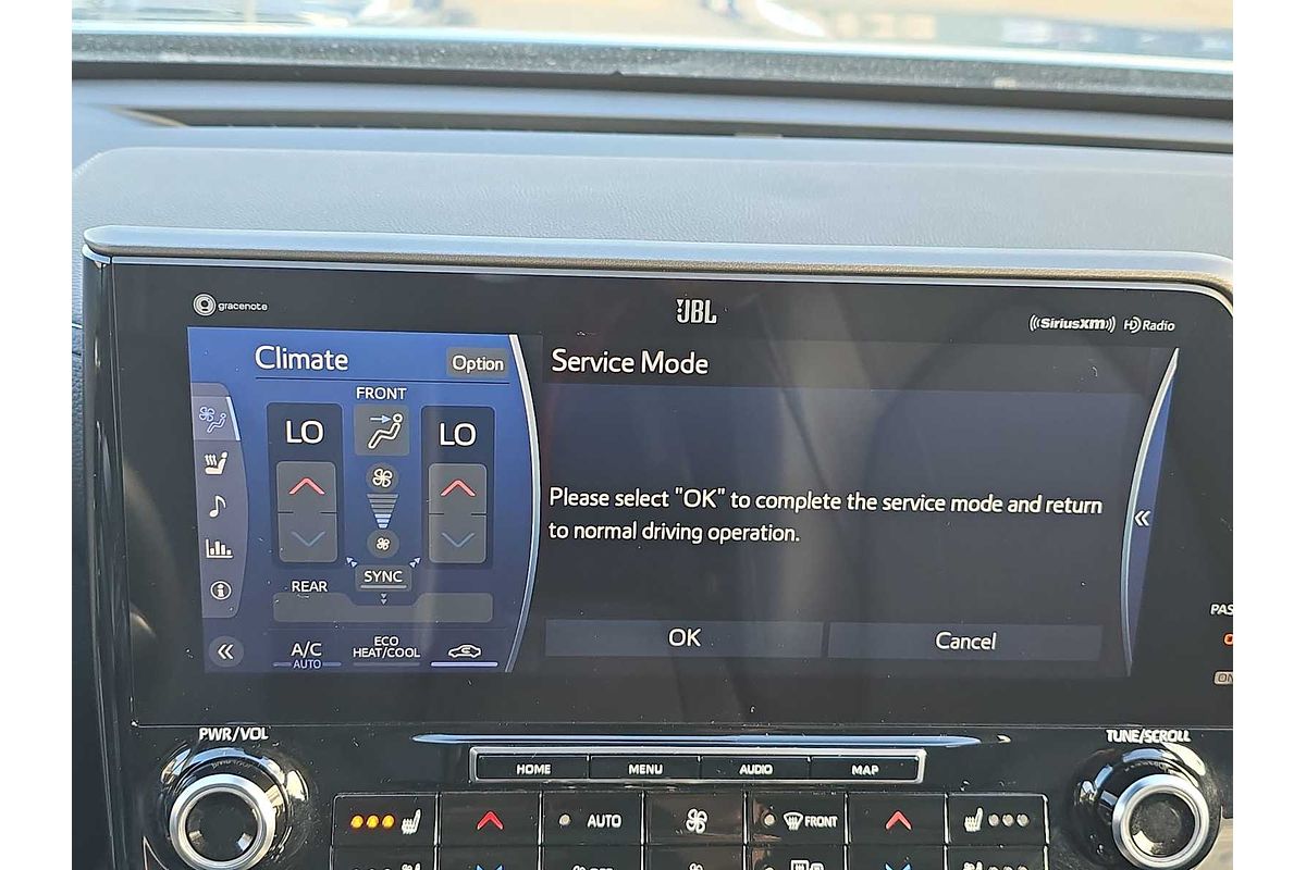 2022 Toyota Highlander Hybrid Limited