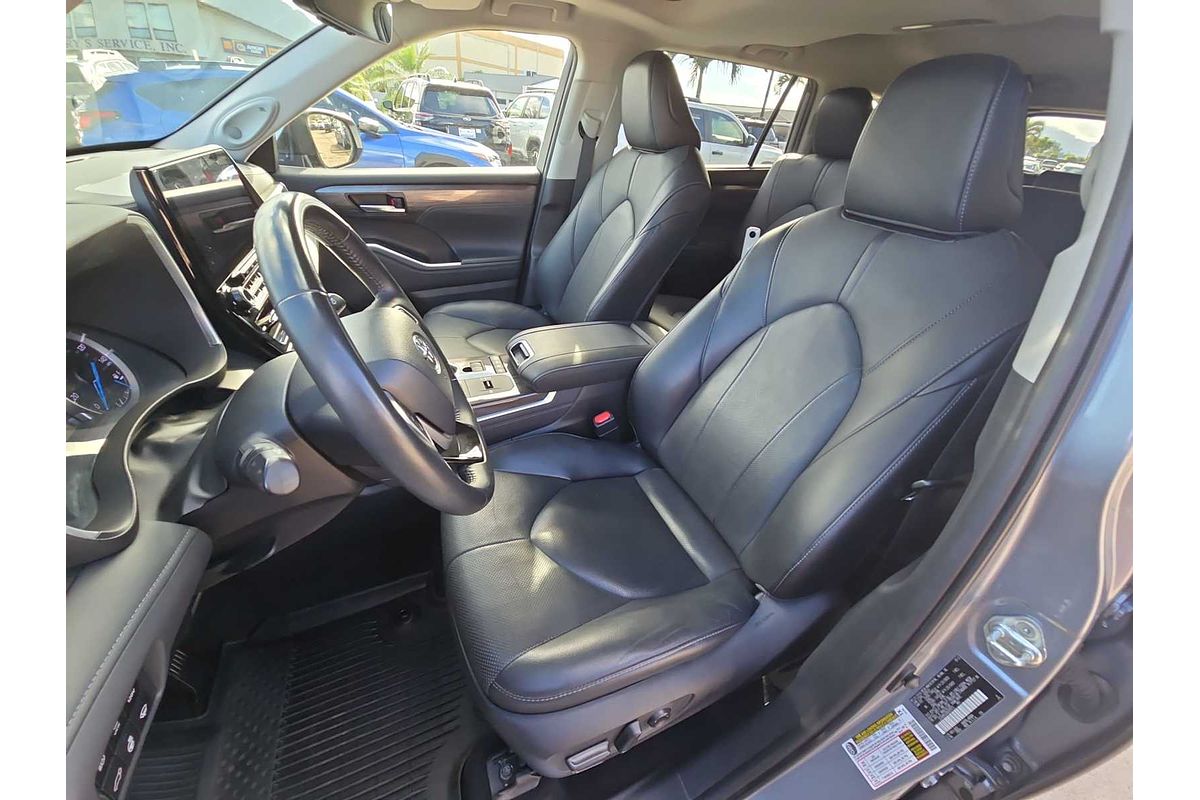 2022 Toyota Highlander Hybrid Limited