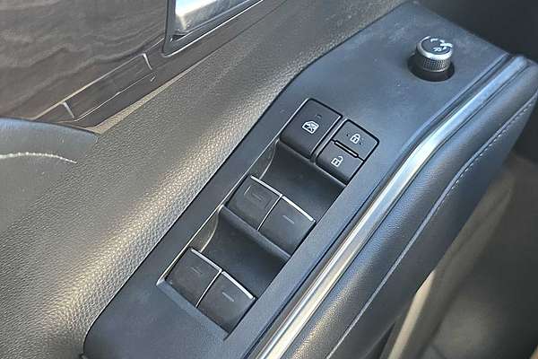 2022 Toyota Highlander Hybrid Limited