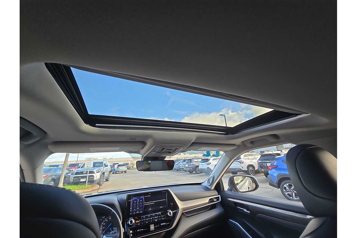 2022 Toyota Highlander Hybrid Limited