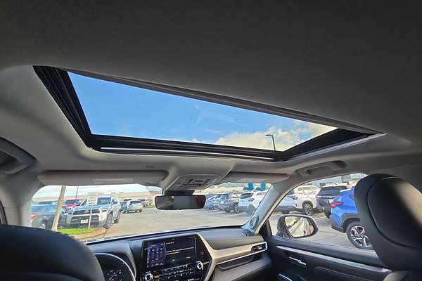 2022 Toyota Highlander Hybrid Limited