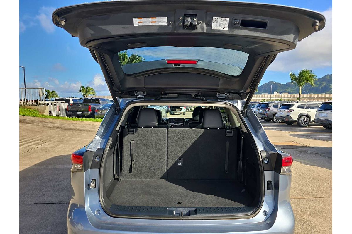 2022 Toyota Highlander Hybrid Limited