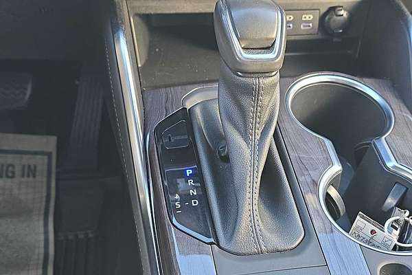 2022 Toyota Highlander Hybrid Limited