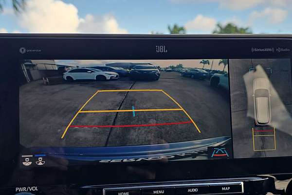 2022 Toyota Highlander Hybrid Limited