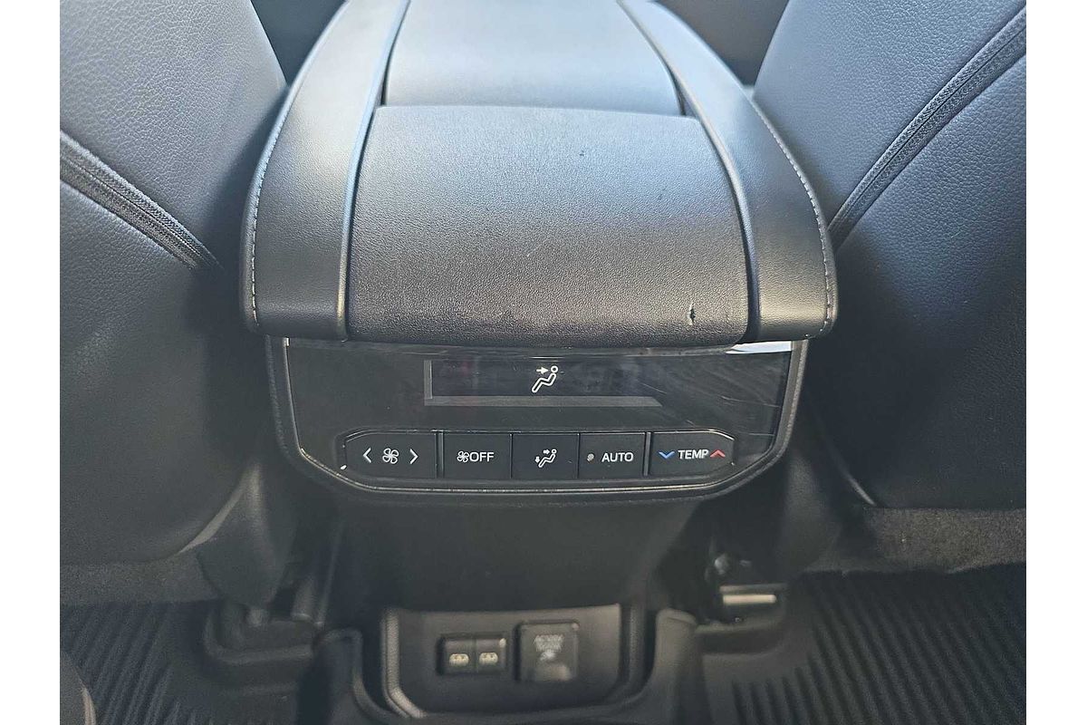 2022 Toyota Highlander Hybrid Limited