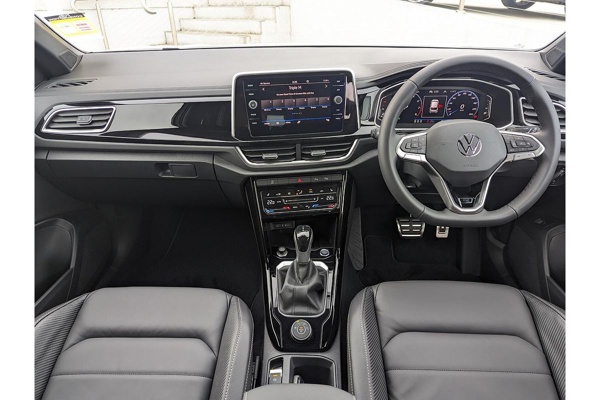 2025 Volkswagen T-Roc 140TSI R-Line D11