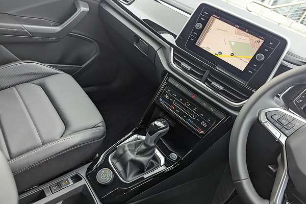 2025 Volkswagen T-Roc 140TSI R-Line D11