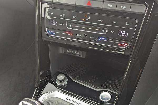 2025 Volkswagen T-Roc 140TSI R-Line D11