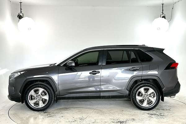 2020 Toyota RAV4 GXL MXAA52R