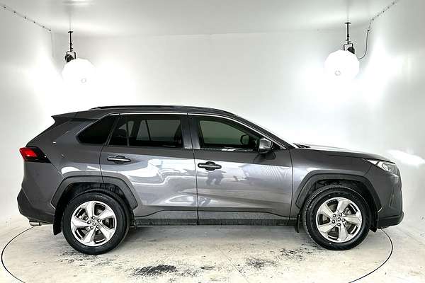 2020 Toyota RAV4 GXL MXAA52R