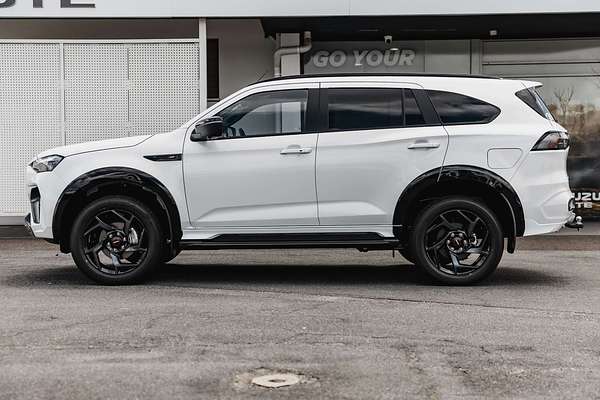 2025 Isuzu MU-X X-TERRAIN