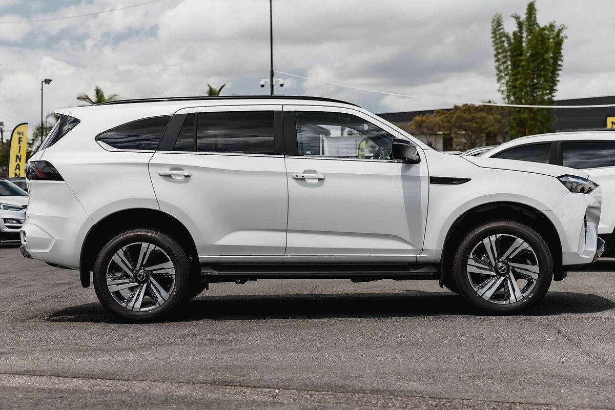 2025 Isuzu MU-X LS-T