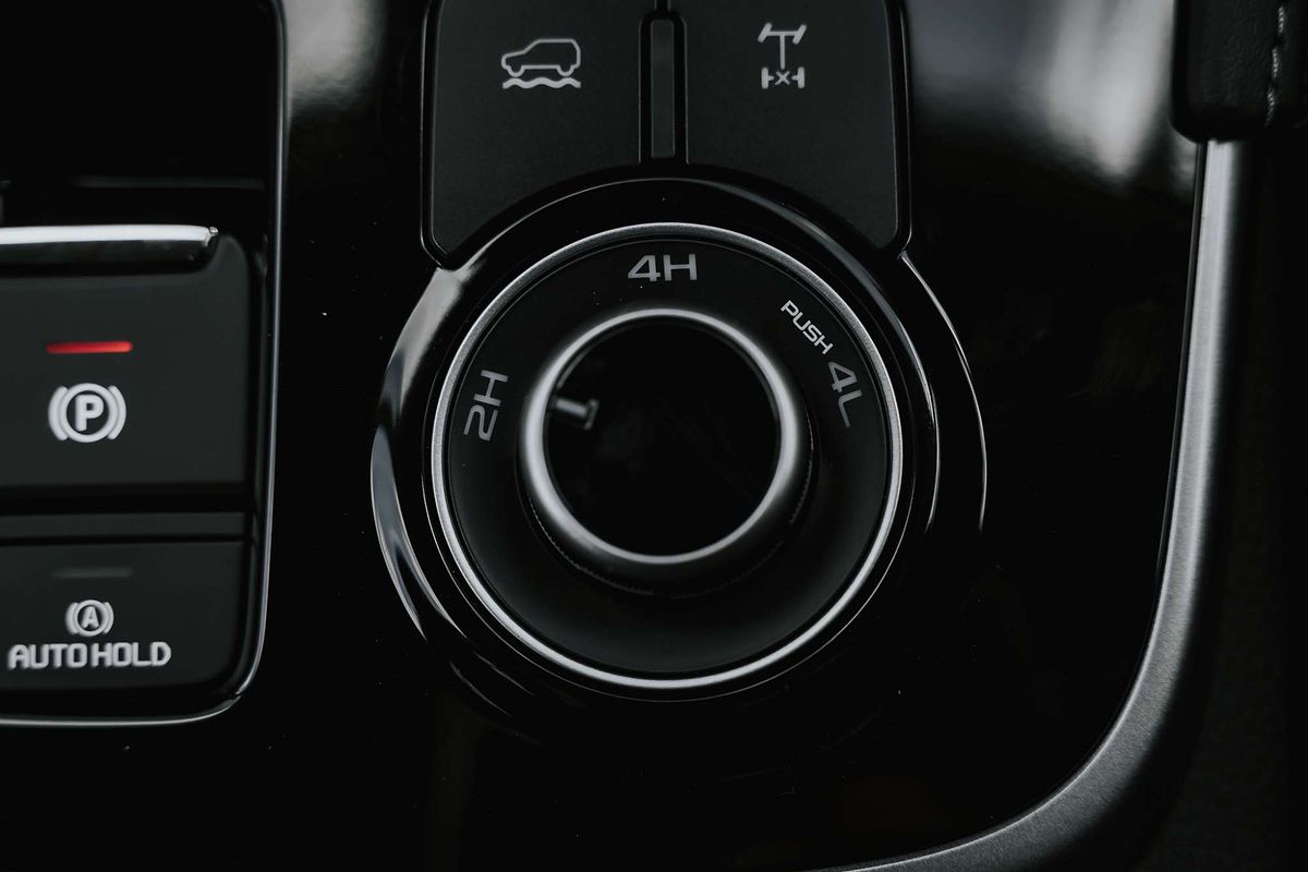 2025 Isuzu MU-X LS-U