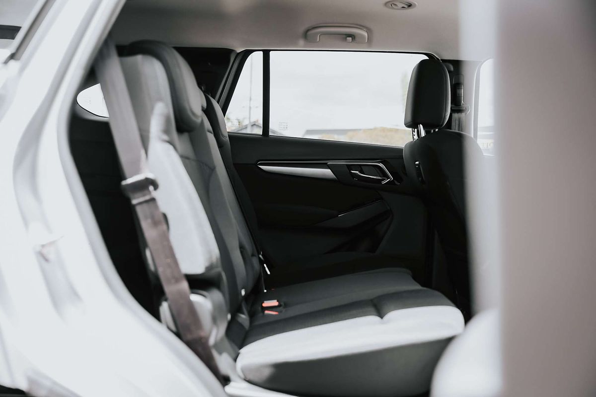 2025 Isuzu MU-X LS-U