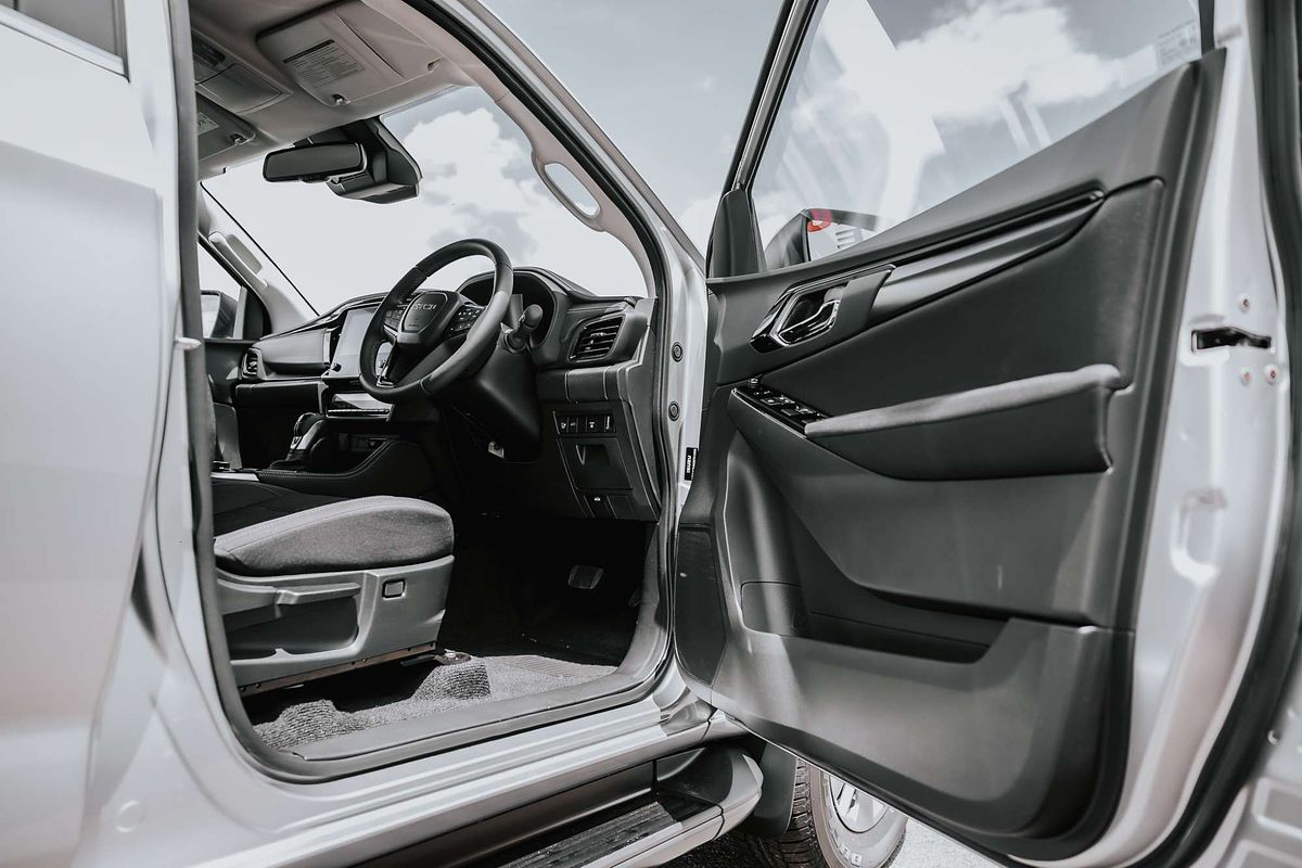 2025 Isuzu MU-X LS-U